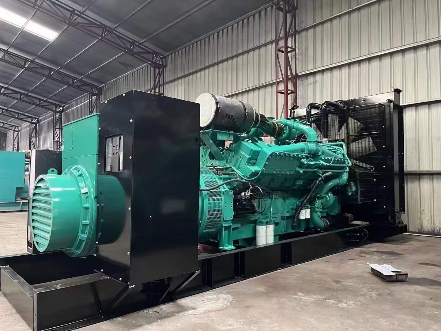 章贡如何降低 800kW 柴油发电机输出电流的波动？