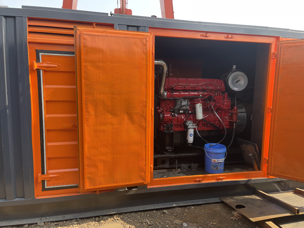 章贡哪些因素会影响 200KW 柴油发电机的燃油消耗率？