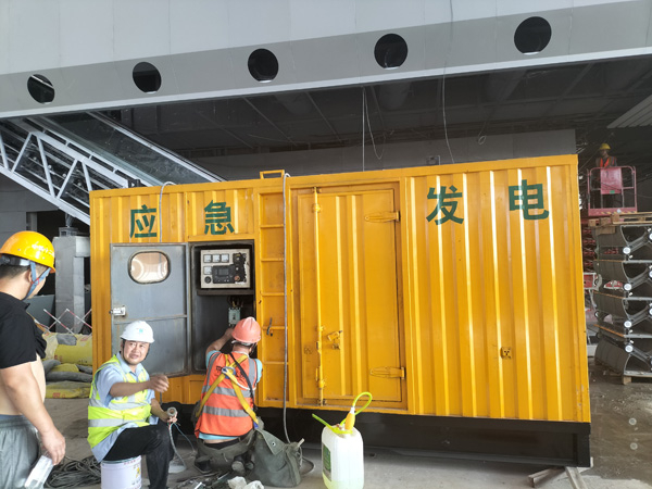 章贡怎样判断空气滤清器是否需要更换？